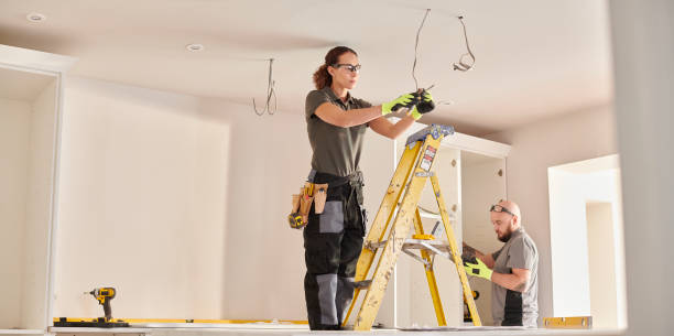 Best Electrical Contractors for Businesses  in Delavan Lake, WI